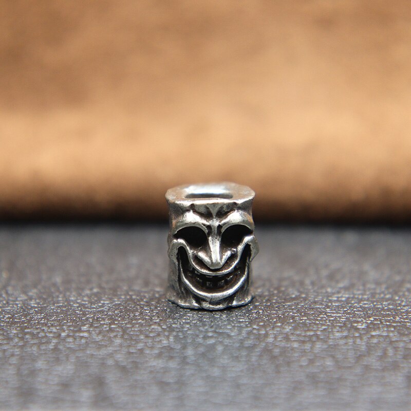 Facial Expressions Beard Bead